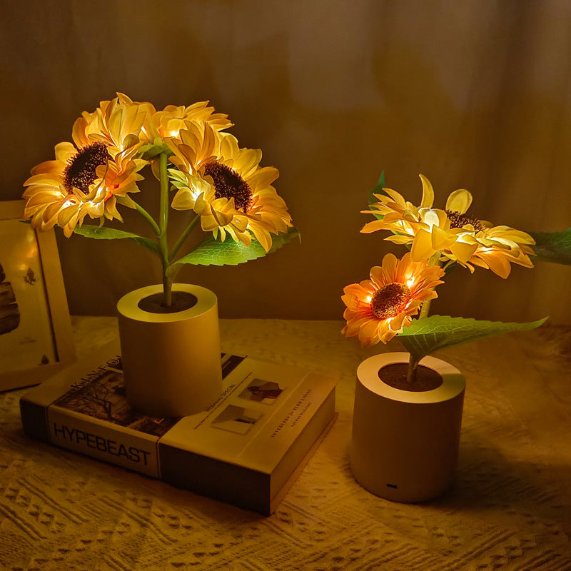 Sunflower LED Night Lamp: Rechargeable Warm Glow